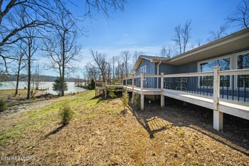 732 Eagle Point Dr, Rockwood, TN 37854