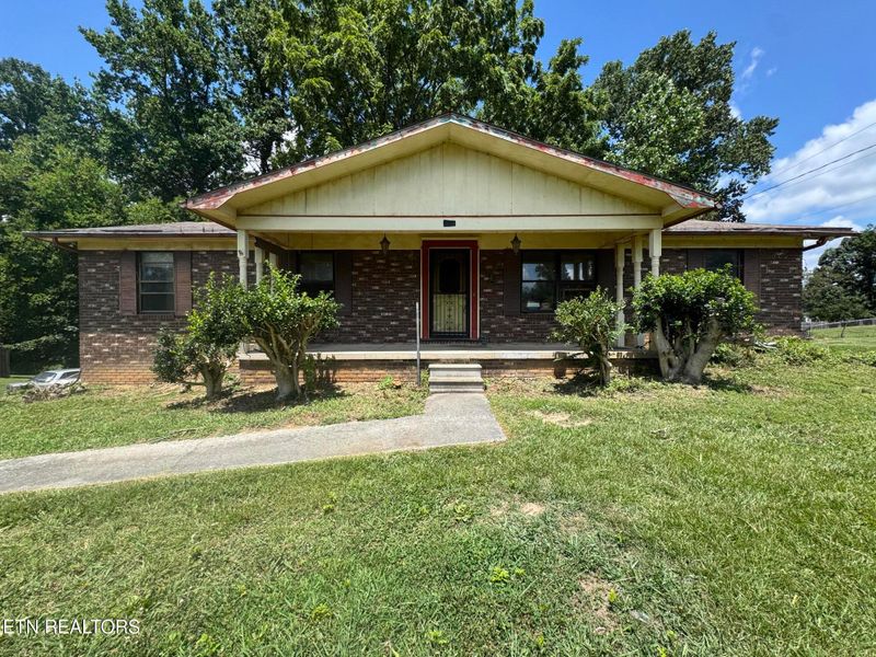 732 Greenbriar Rd, Talbott, TN 37877