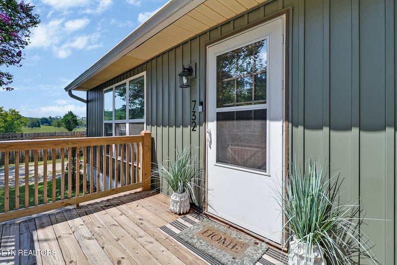 732 Paint Rock Ferry Rd, Kingston, TN 37763