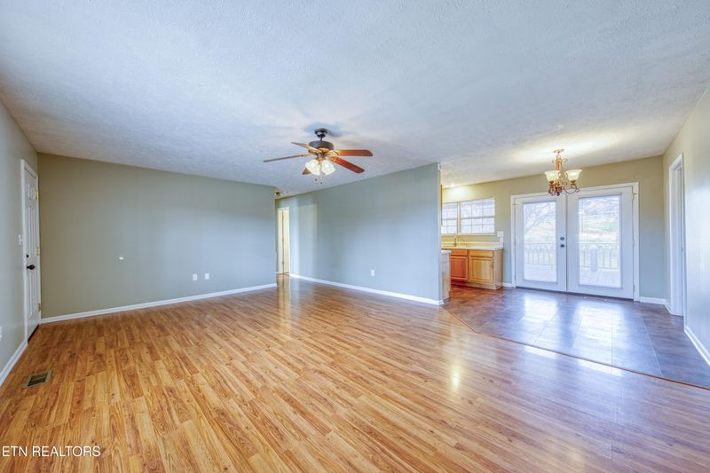 732 Smelcer St, Seymour, TN 37865