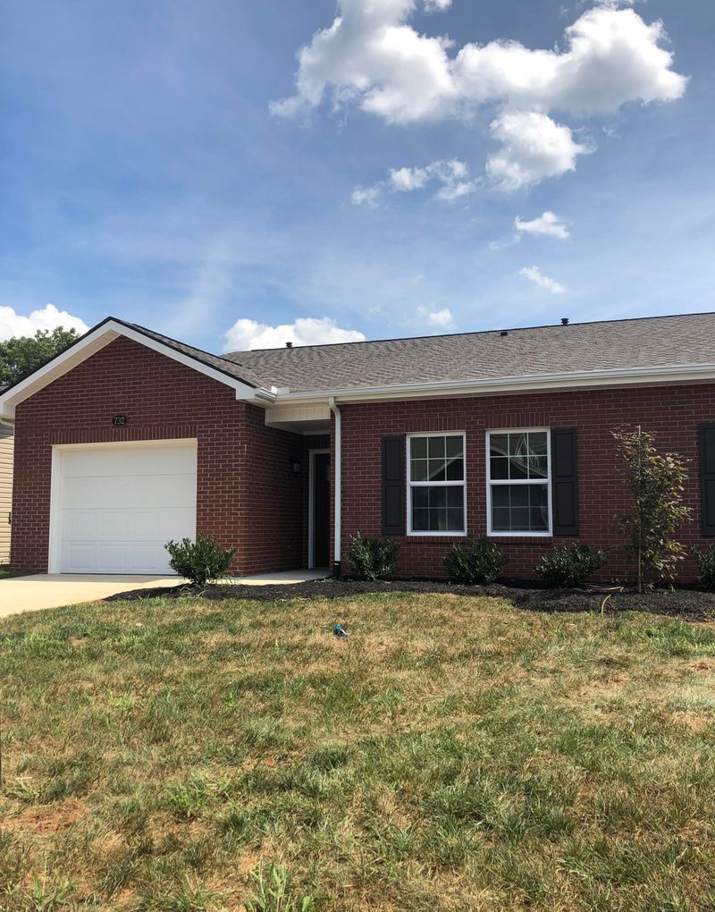 732 Spring Park Rd, Knoxville, TN 37914
