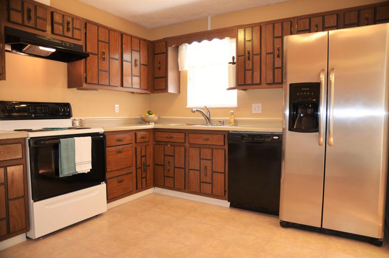 7321 Joyce Ln, Powell, TN 37849