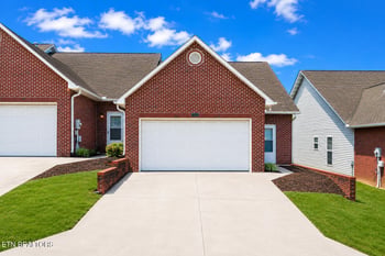 7321 Long Shot Ln, Knoxville, TN 37918