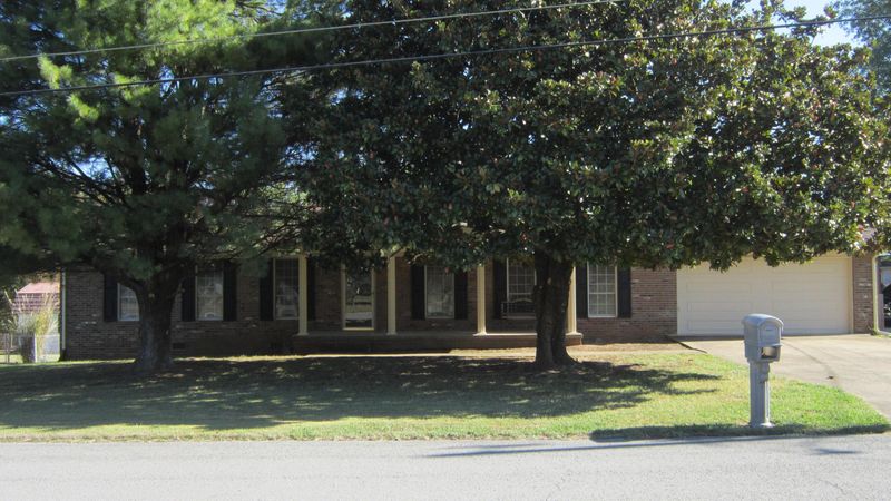 7324 Melanie Ln, Knoxville, TN 37918
