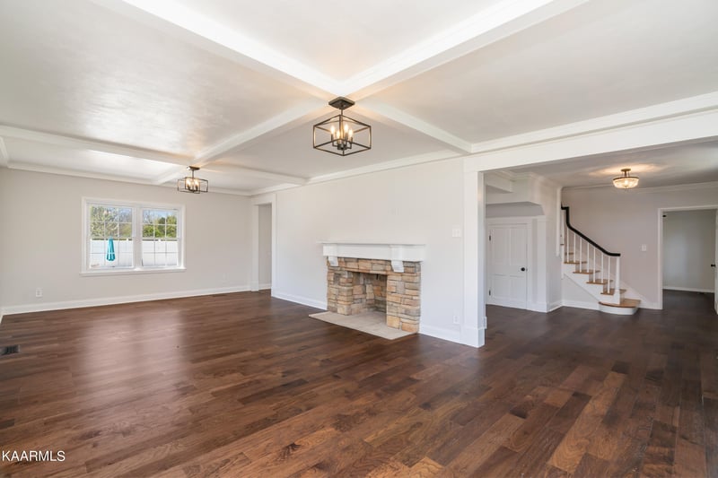 7325 Old Clinton Pike, Knoxville, TN 37921