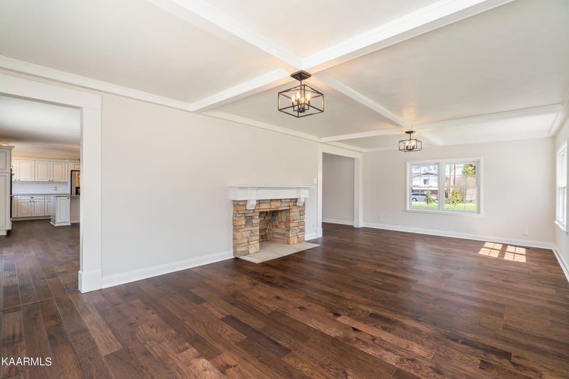 7325 Old Clinton Pike, Knoxville, TN 37921