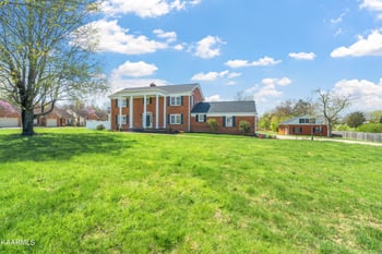 7325 Old Clinton Pike, Knoxville, TN 37921