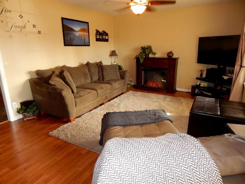 7328 Carpenter Rd, Knoxville, TN 37931