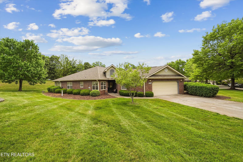 7328 Shalimar Point Way, Knoxville, TN 37918