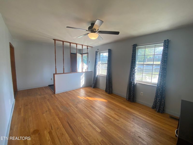 7329 Belinda Rd, Powell, TN 37849