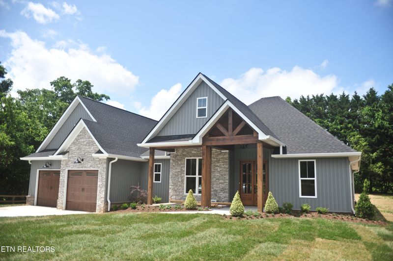 7329 W Emory Rd, Knoxville, TN 37931