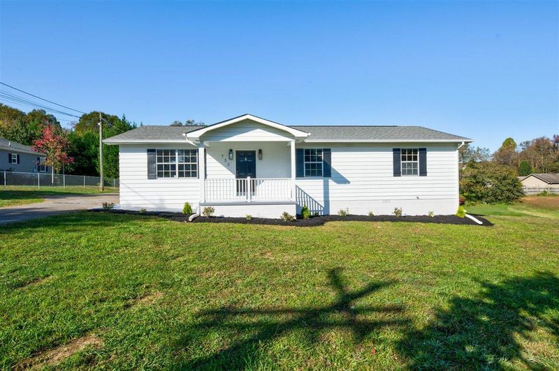 733 Fair St, Sweetwater, TN 37874