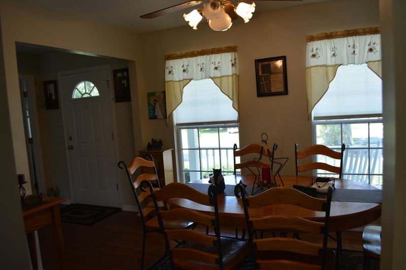 734 Curley Ln, Seymour, TN 37865