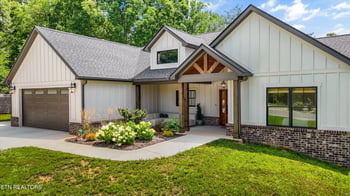 734 Lake Vista Dr, Friendsville, TN 37737