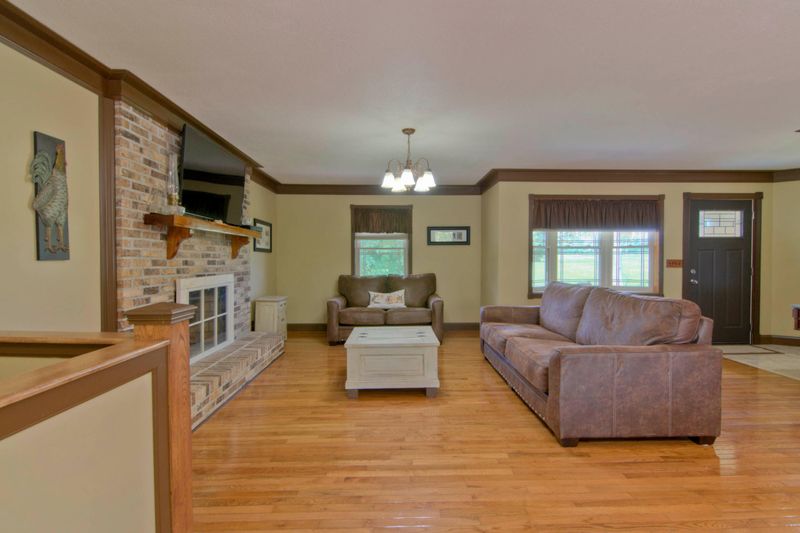 734 Ramsey Rd, Maryville, TN 37801