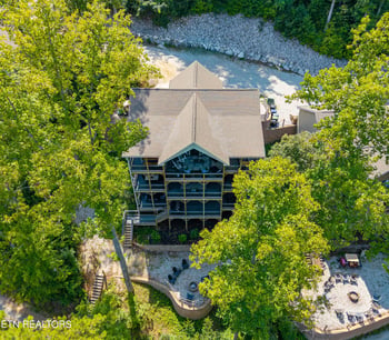734 Waterfront Tr, Lafollette, TN 37766