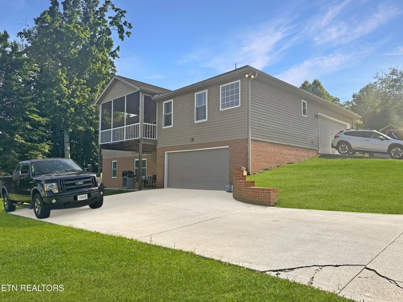 7341 Fort Apache Rd, Corryton, TN 37721