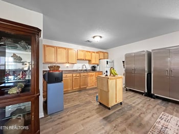 7341 Fort Apache Rd, Corryton, TN 37721