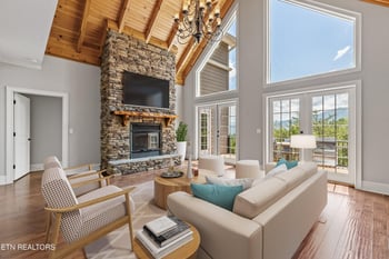 735 Bear Den Rd, Townsend, TN 37882
