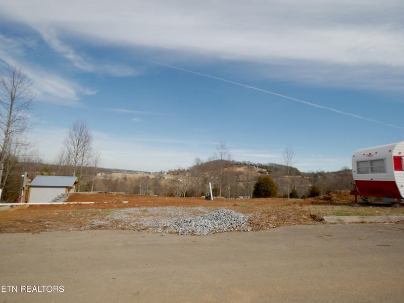 735 County Road 350, Niota, TN 37826