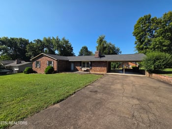 7352 NW Winchester Dr, Knoxville, TN 37919