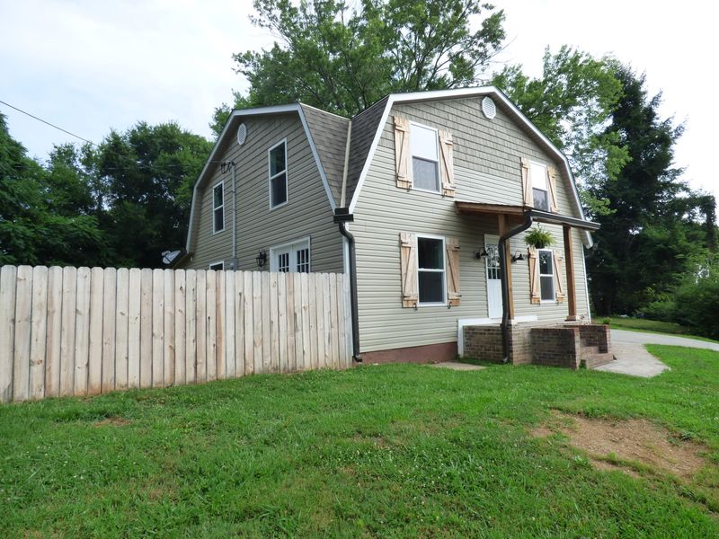 7353 First Ave, Knoxville, TN 37924