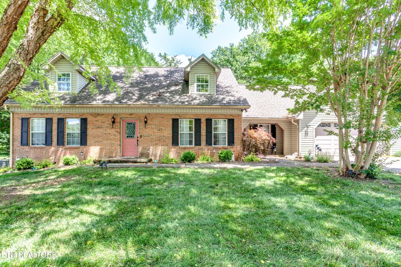 736 Plainfield Rd, Knoxville, TN 37923