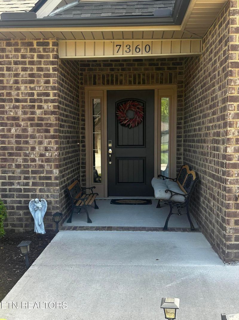 7360 Willow Path Ln, Knoxville, TN 37918