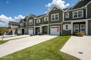 7364 Sun Blossom Ln, Knoxville, TN 37924