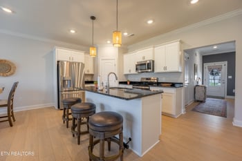 7364 Sun Blossom Ln, Knoxville, TN 37924