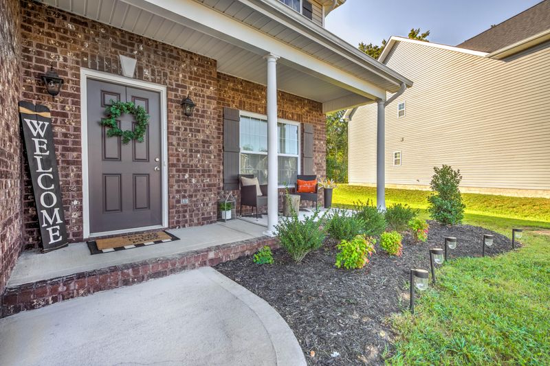 7369 Ladd Rd, Powell, TN 37849