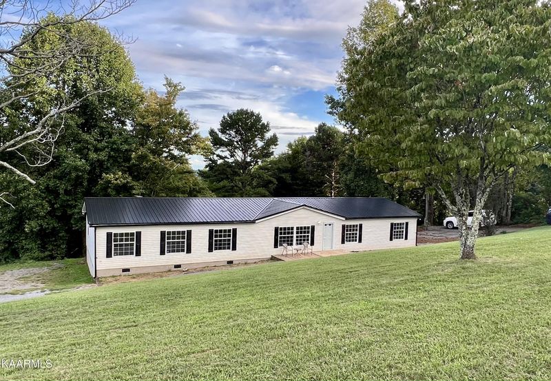 737 Fox Hunter Rd, Maynardville, TN 37807