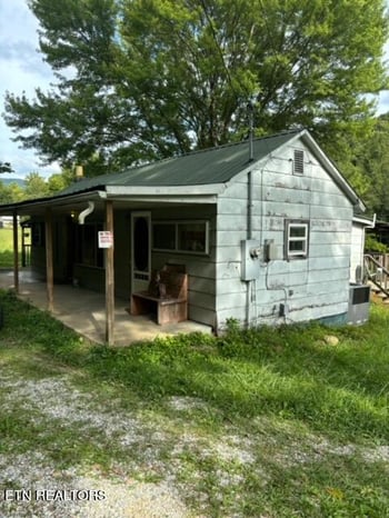 7373 New River Hwy, Briceville, TN 37710