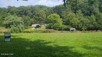 7373 New River Hwy, Briceville, TN 37710