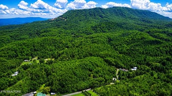 738 Autumns Peak Way, Sevierville, TN 37876