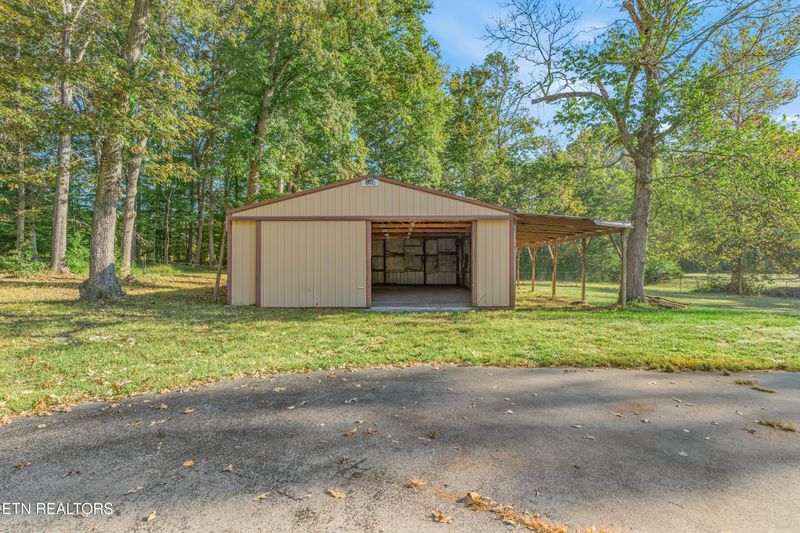 738 New Midway Rd, Kingston, TN 37763