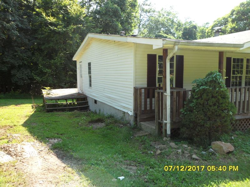 738 Old Cold Springs School Rd, Walland, TN 37886