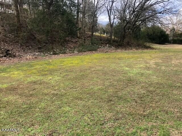 739 W Main St, Sevierville, TN 37862