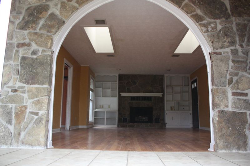 74 Bee Cir, Crossville, TN 38555