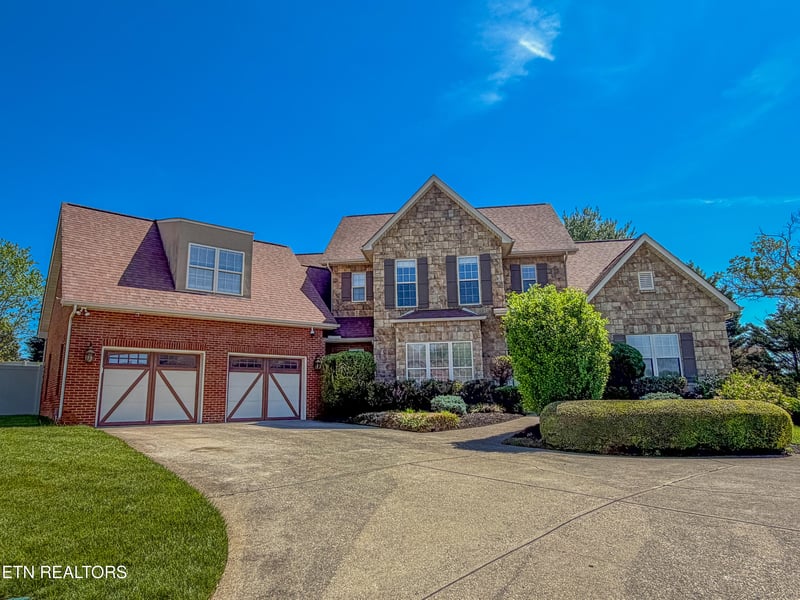 7400 Dovington Dr, Knoxville, TN 37920