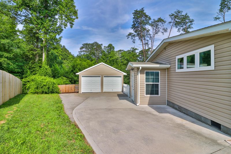 7401 Harmon Creek Ln, Knoxville, TN 37920