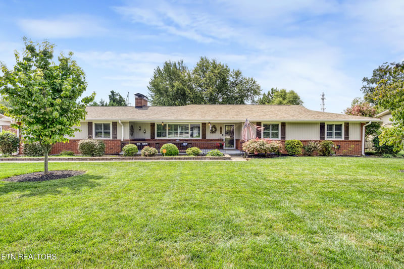 7404 Sheffield Dr, Knoxville, TN 37909
