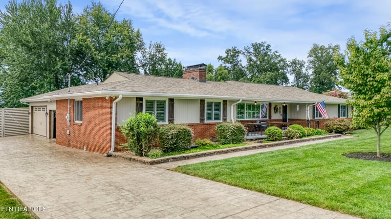 7404 Sheffield Dr, Knoxville, TN 37909