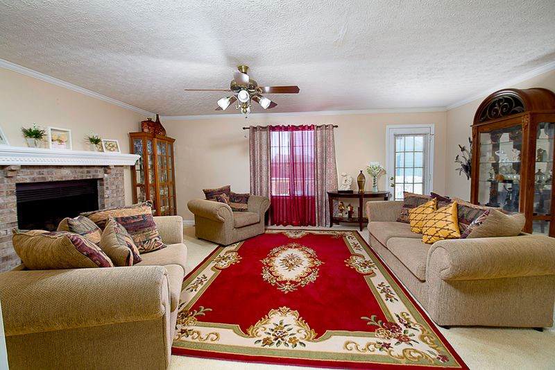 7408 Castlegate Blvd, Knoxville, TN 37918