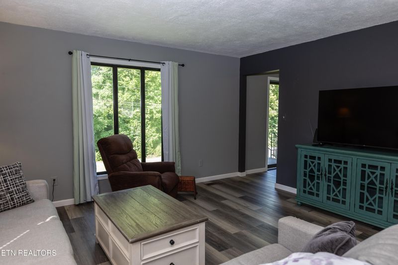 7409 Blacks Ferry Rd, Knoxville, TN 37931