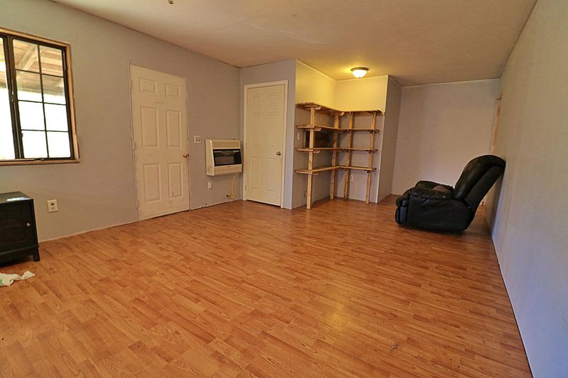 741 Bart Grant Hollow Rd, Winfield, TN 37892