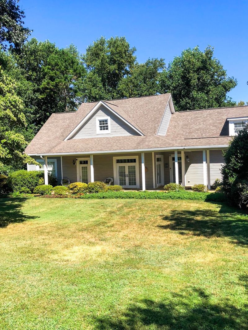741 Bowman Bend Rd, Harriman, TN 37748