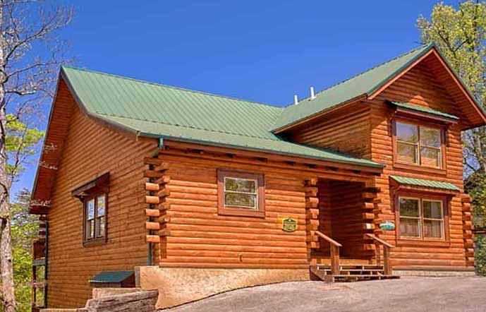 741 Chickasaw Gap Way, Pigeon Forge, TN 37863
