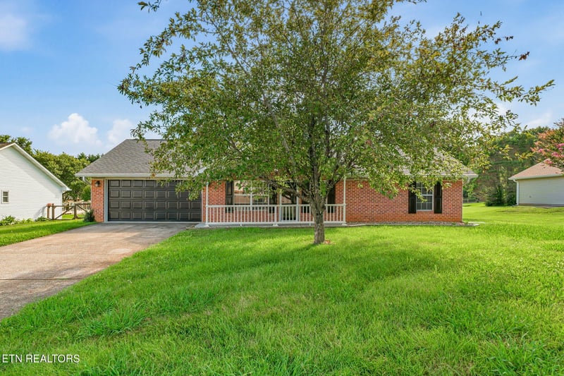 741 Meadow Ridge Rd, Walland, TN 37886
