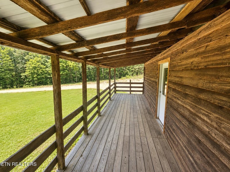741 Melvin Hollow Rd, Pioneer, TN 37847